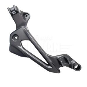 ESTRIBO DERECHO PULSAR 135/125 NS COLOR NEGRO